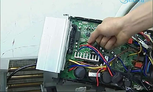 深圳美的空调电话是多少